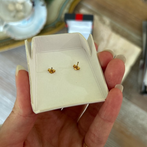 1/10th Carat Total Weight Diamond (Emerald) and Sterling Silver Gold Earrings - Picture 3 of 6